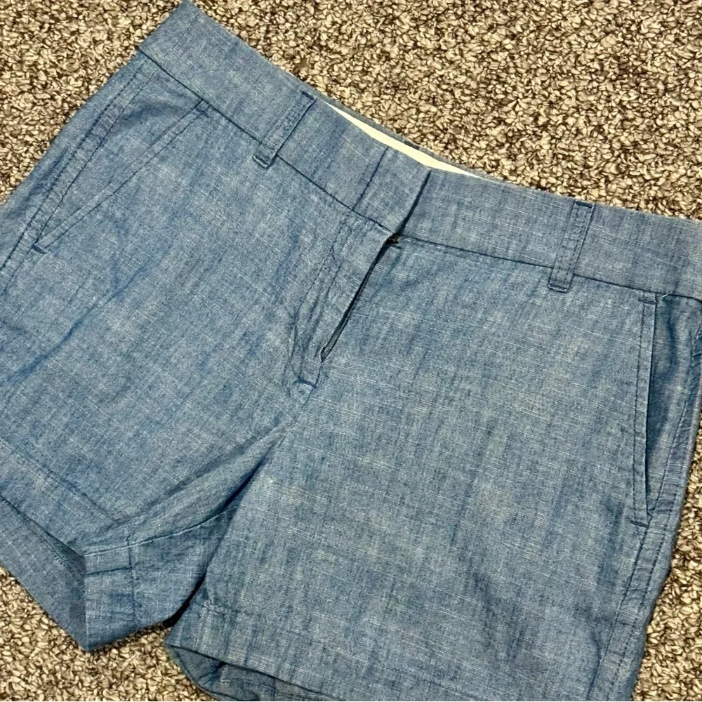 J. Crew Chambray Blue Women's Shorts - Picture 4 of 7